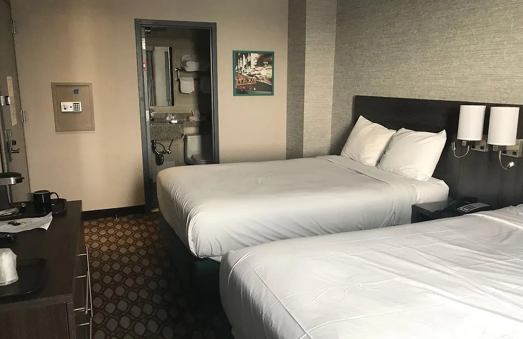 Wingate By Wyndham Jamaica Ny/ Airtrain Jfk-1