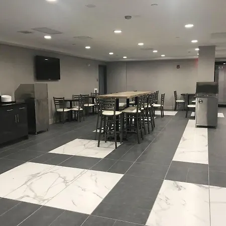 Wingate By Wyndham Jamaica Ny/ Airtrain Jfk-2
